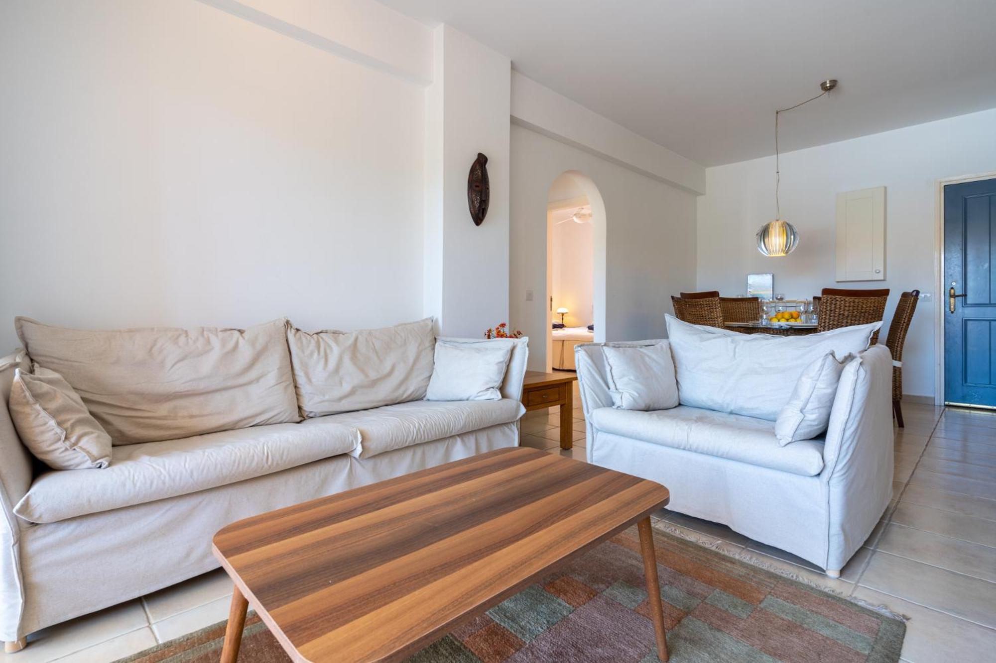 Tropical Paradise In Harbour Paphos, Central & Close To Beach المظهر الخارجي الصورة